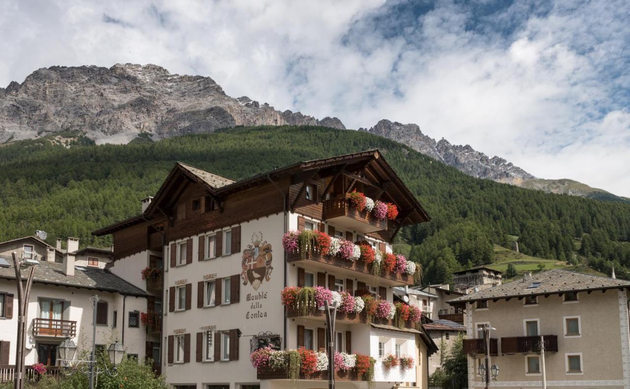 Meuble Garni Della Contea Hotel Bormio Exterior photo